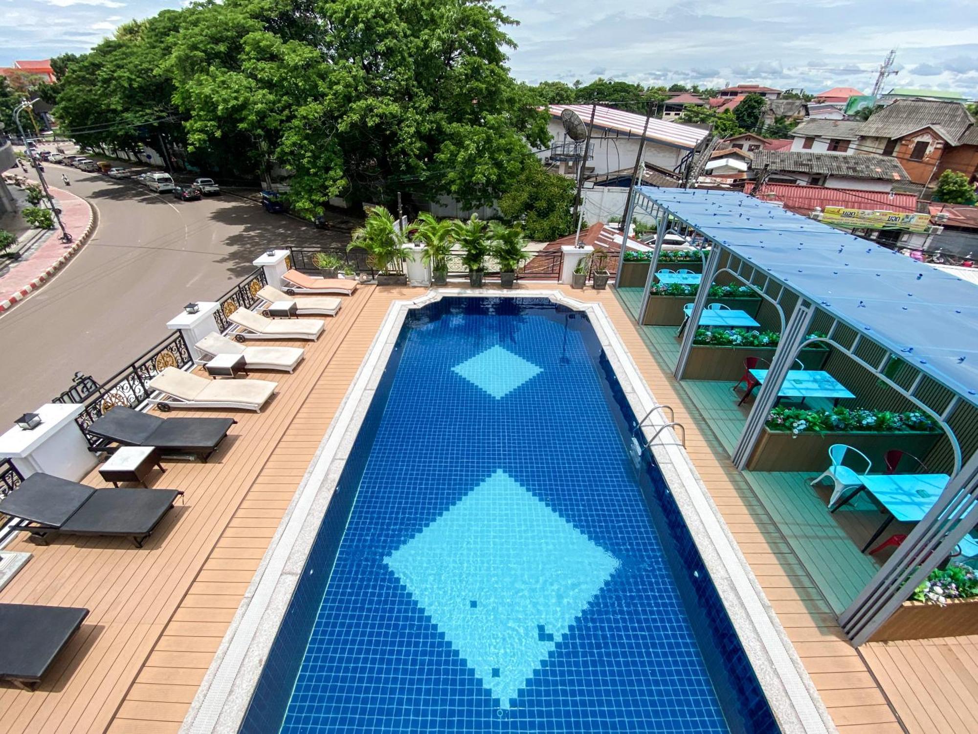 Xaysomboun Hotel & Spa Vientiane Exteriör bild